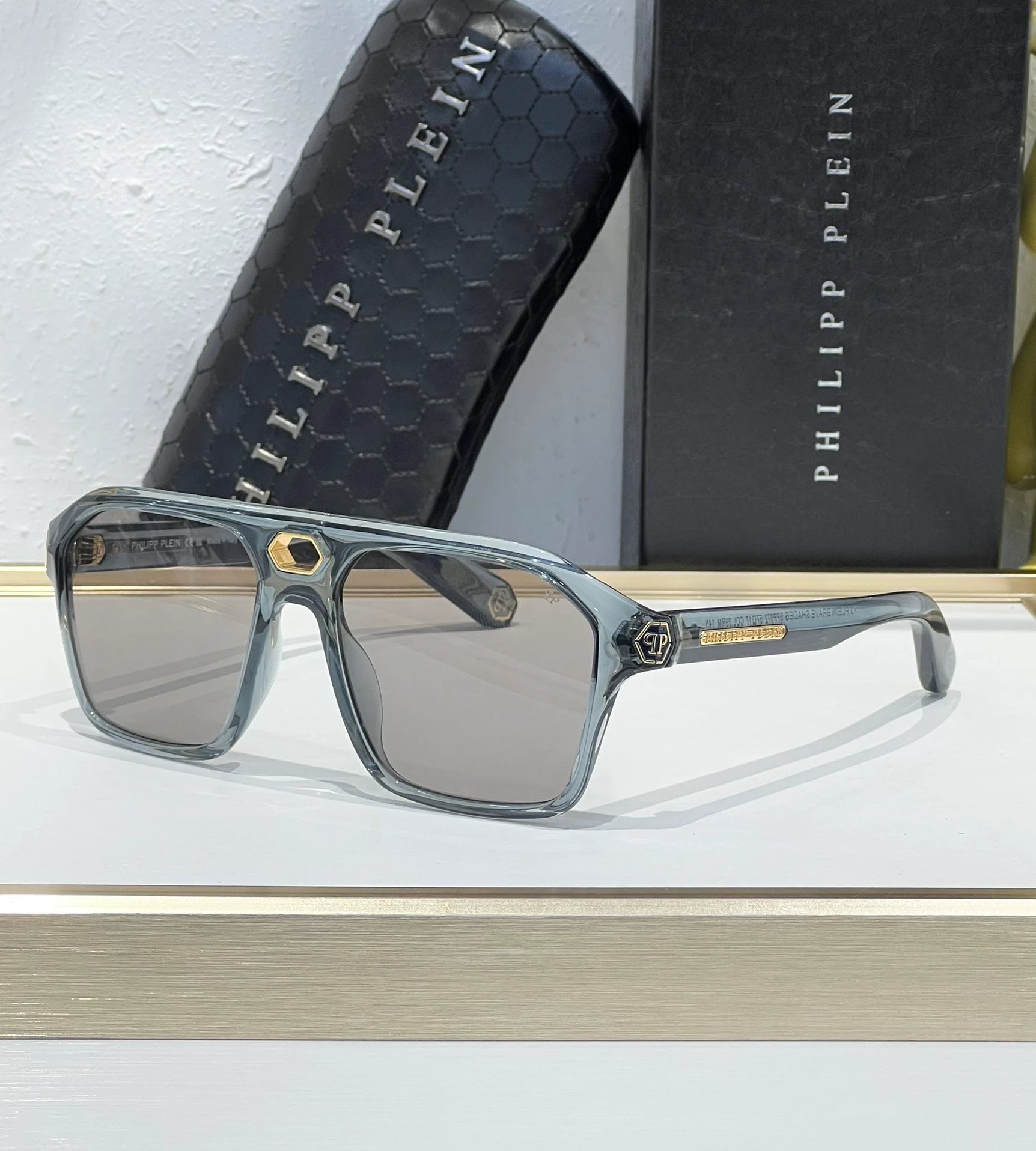 Plein Brave Shades SPP072 sunglasses Crystal Blue Grey