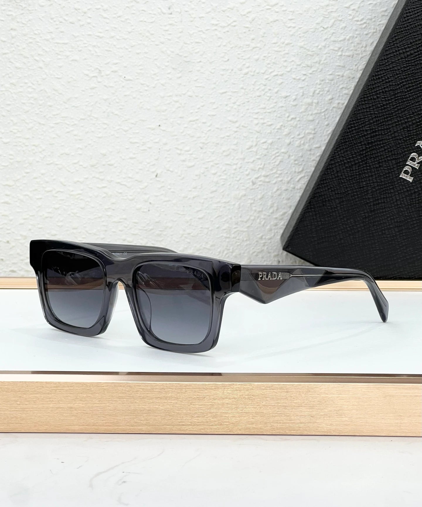 PR A06S sunglasses Grey