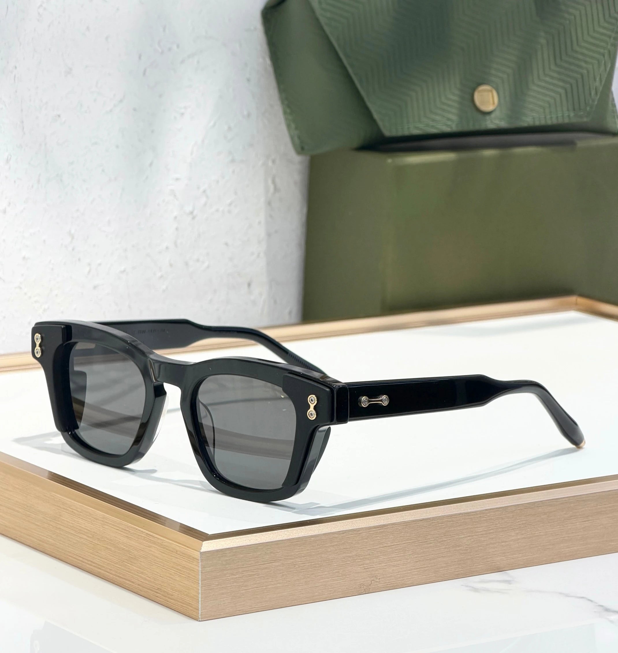 Ara AKS104 sunglasses Black