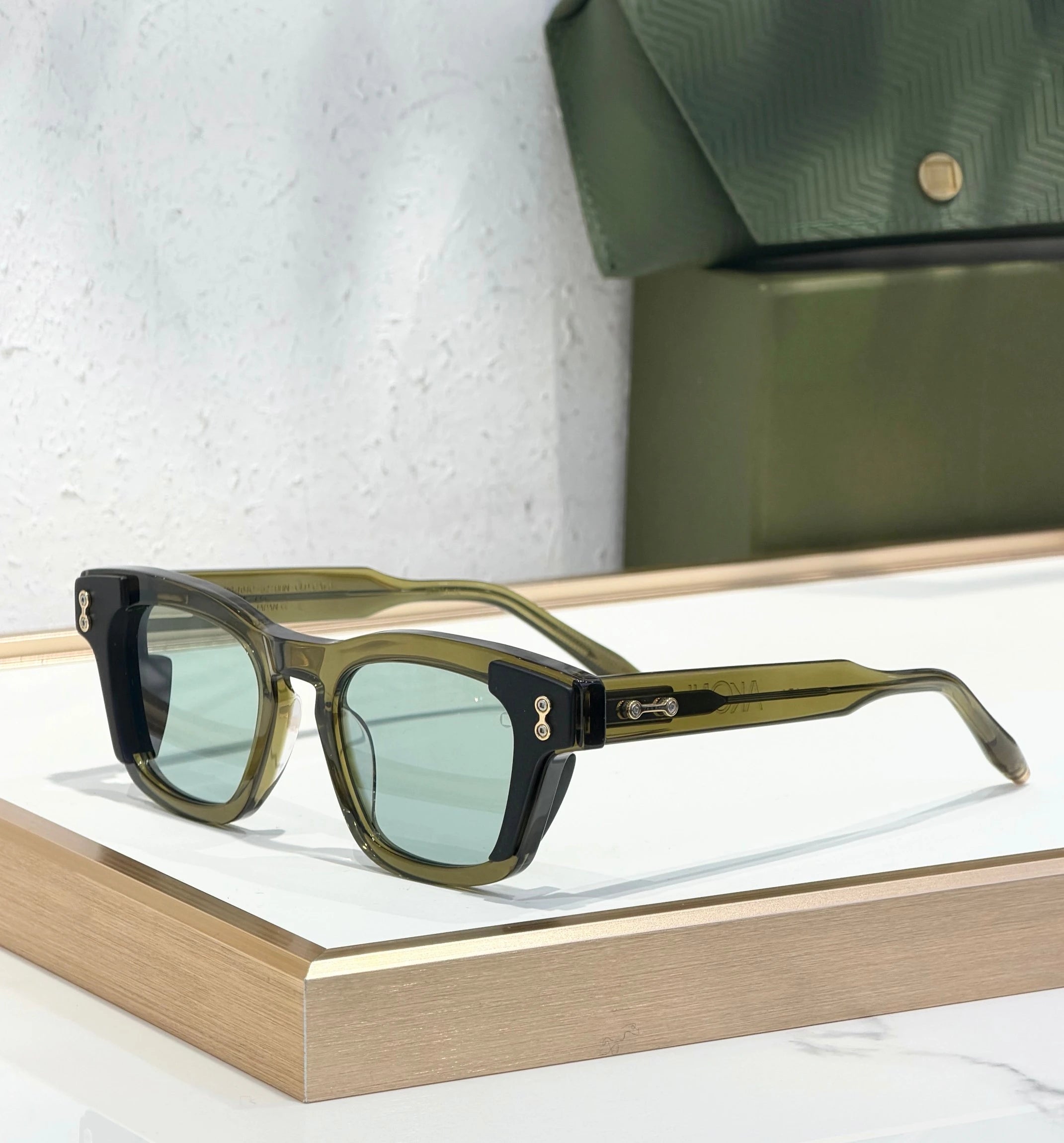 Ara AKS104 sunglasses Olive Green