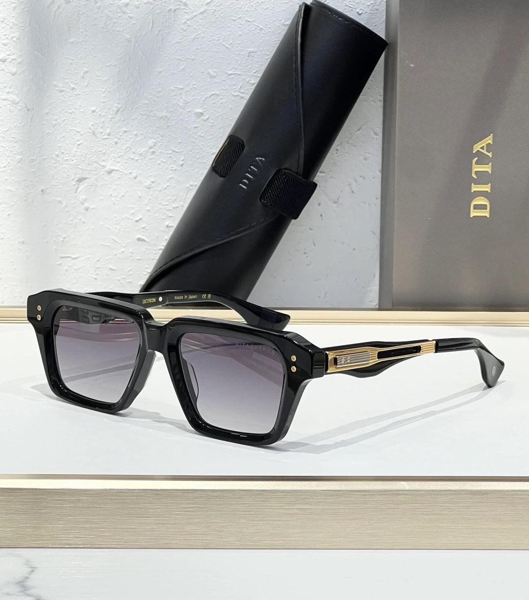 Detron DTX459 sunglasses Black x Gold x Black Lens