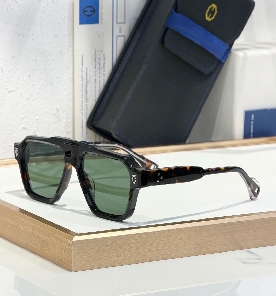 Henri Skyline sunglasses Havana x Green Lens