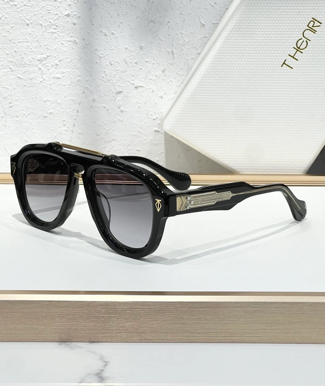 Henri DINO sunglasses Black x Gold x Black Lens