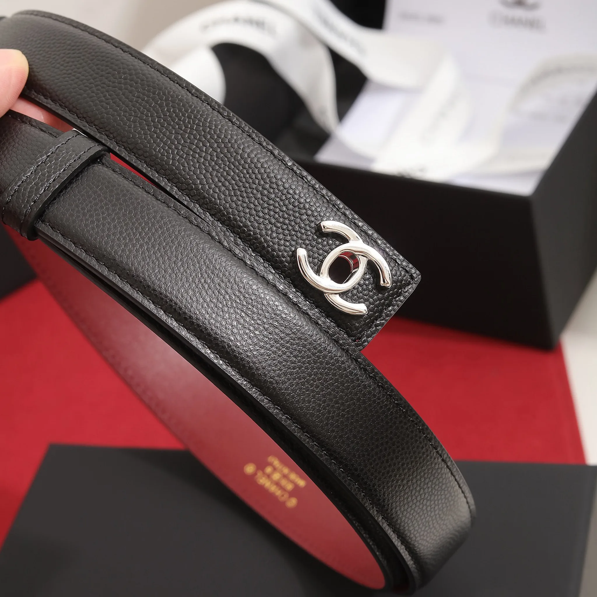 CHANEL black grained leather belt with silver-tone CC hardware