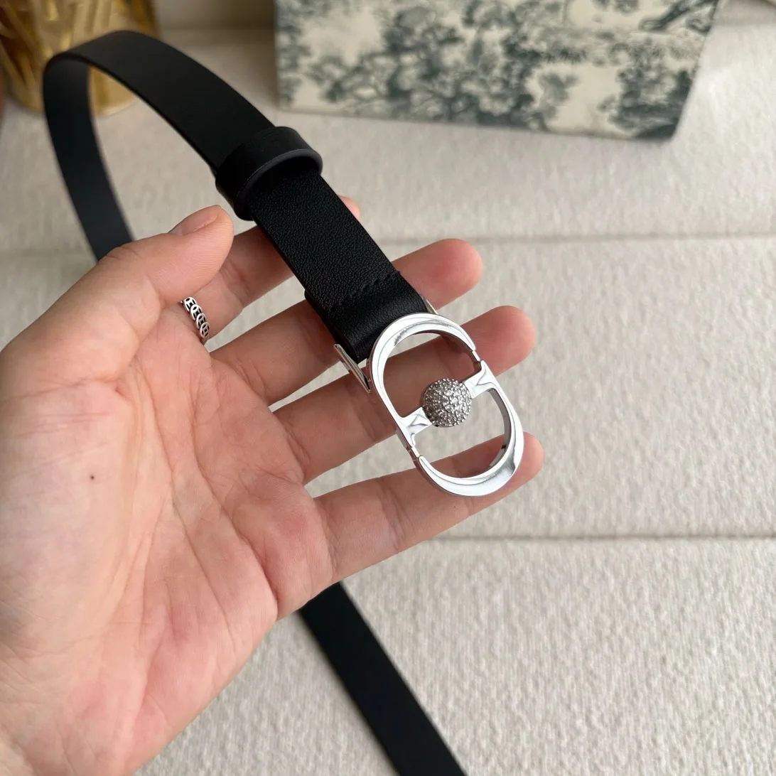Dior 30 Montaigne black leather belt with silver-tone crystal-embellished CD buckle