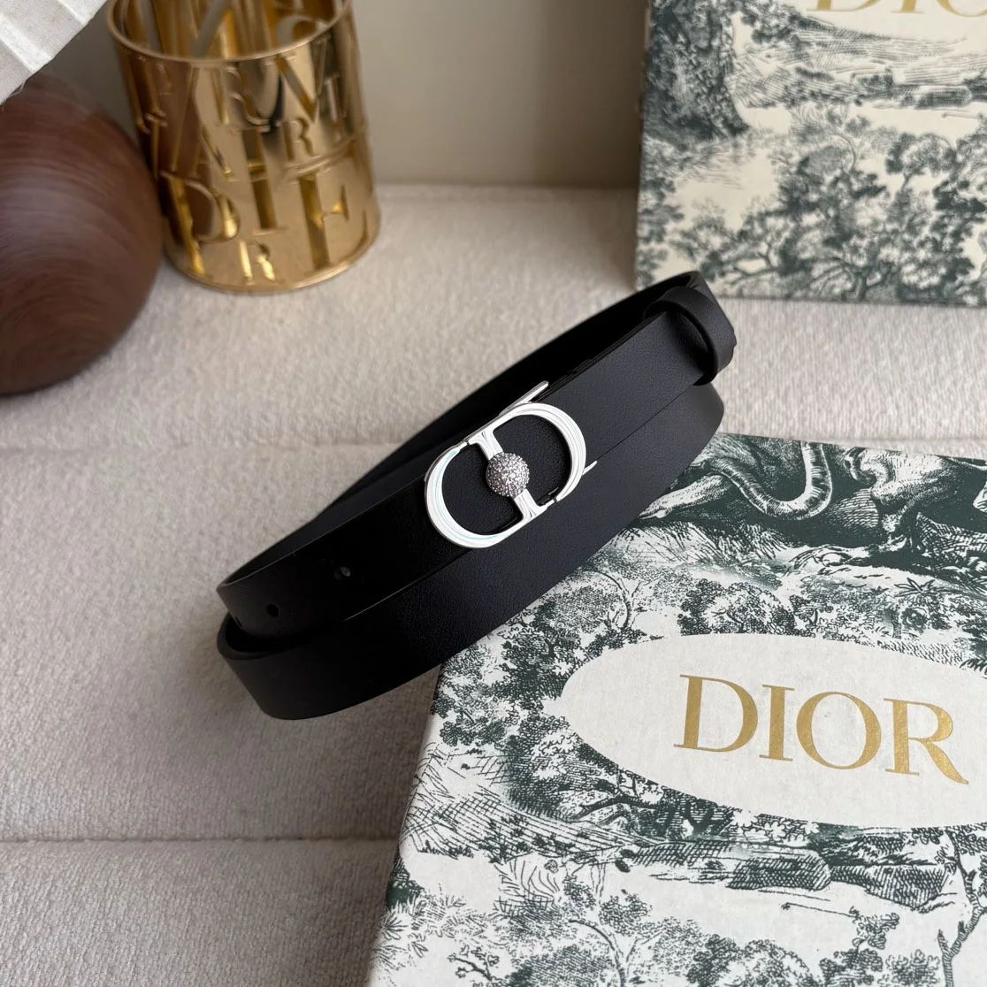 Dior 30 Montaigne black leather belt with silver-tone crystal-embellished CD buckle