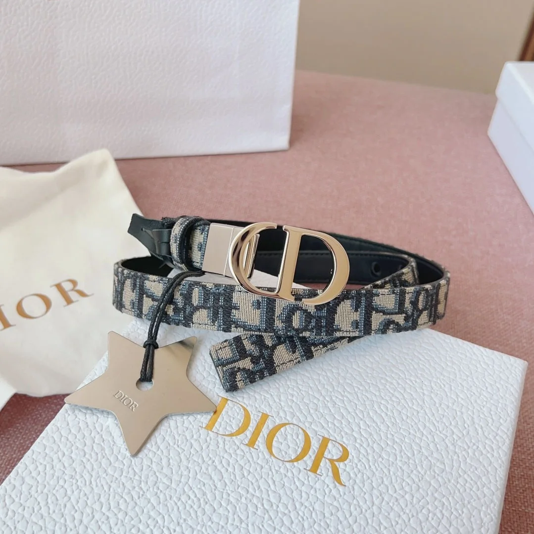 Dior 30 Montaigne reversible blue leather and Oblique jacquard belt with silver-tone CD buckle