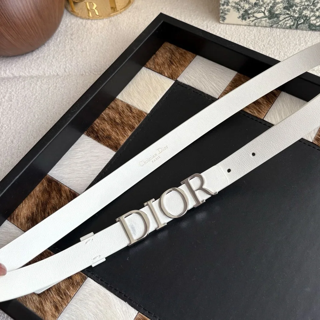 Dior D-Dream white smooth calfskin belt with silver-tone lettering buckle