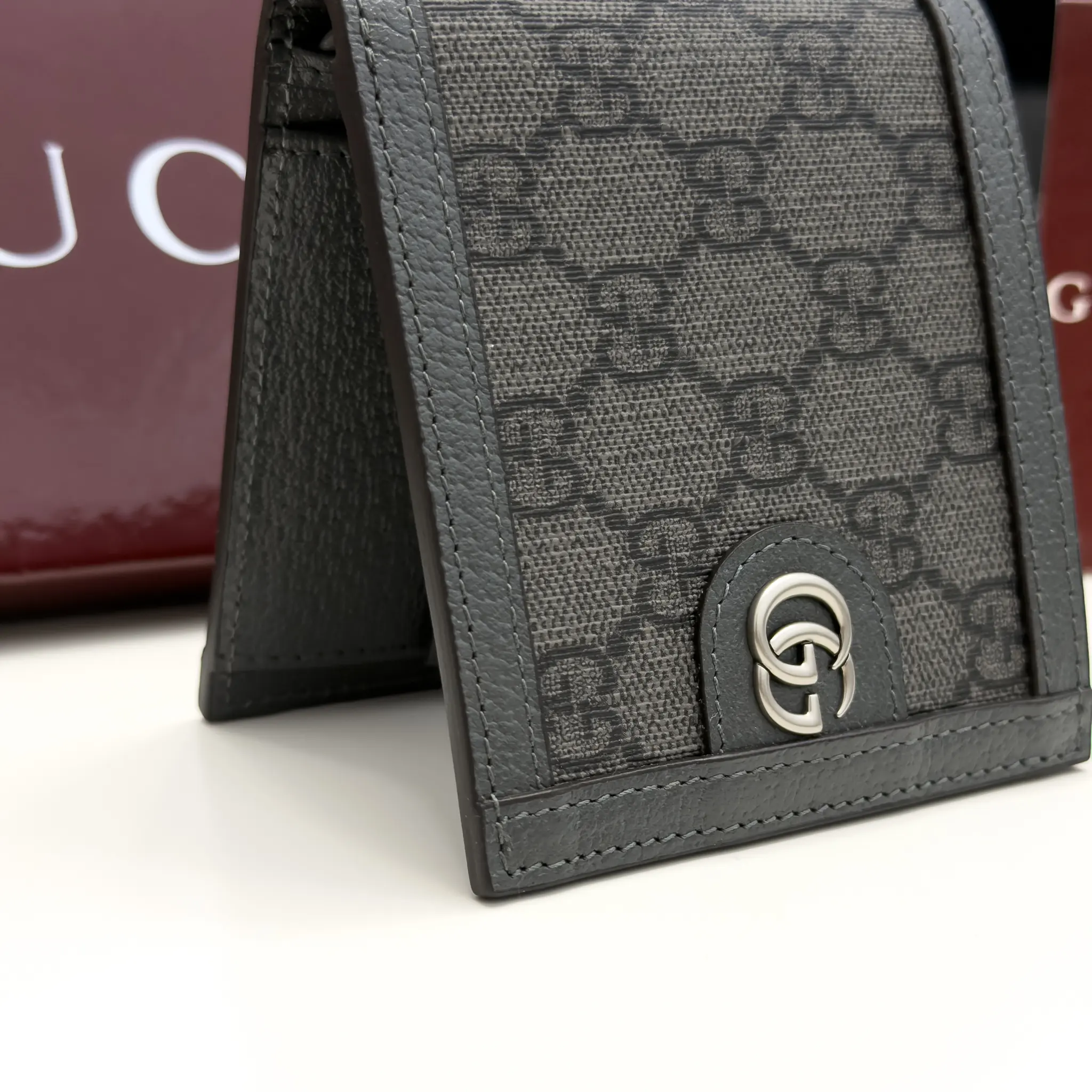 Gucci Ophidia grey and black GG Supreme coin wallet with palladium-tone Double G logo