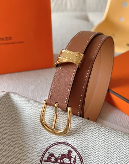 Hermès camel leather belt with gold-tone pin buckle and contrast white stitching