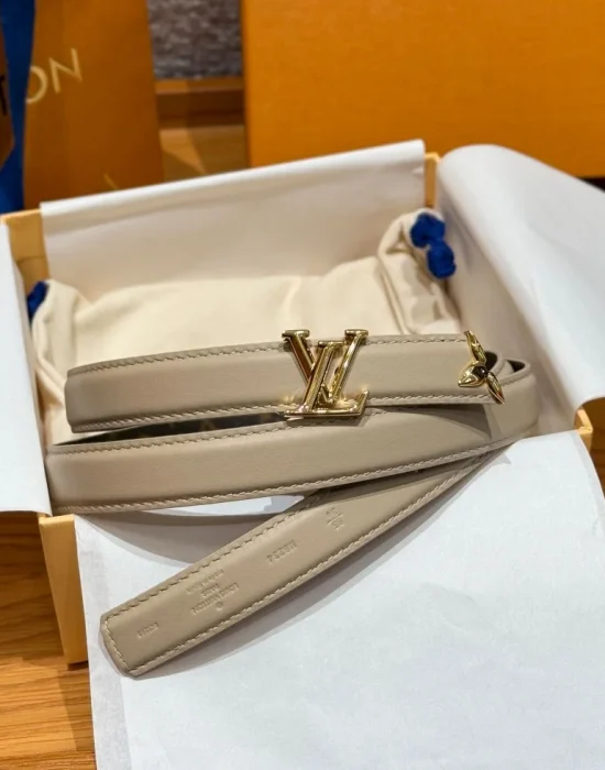 Louis Vuitton Bloom reversible cream and brown Monogram belt with gold-tone hardware