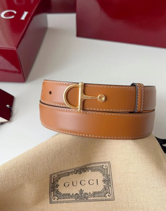 Gucci Horsebit camel calf leather belt with gold-tone buckle